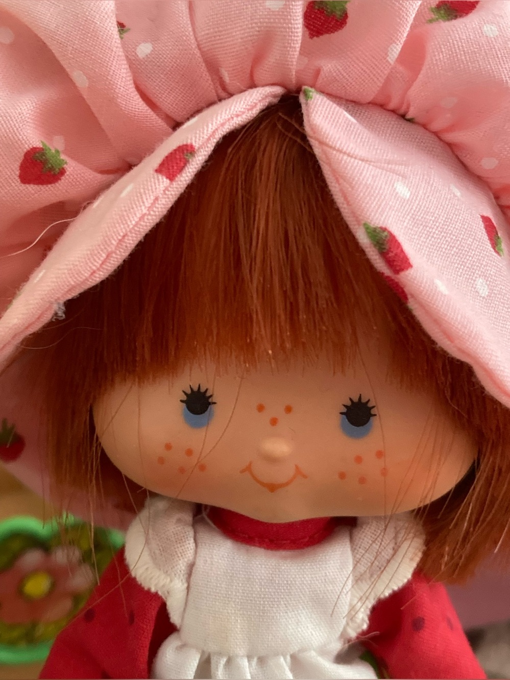 🍓 Vintage 1980 Strawberry Shortcake Lot Dolls Figurines Purse Display Case Pets - Picture 5 of 16